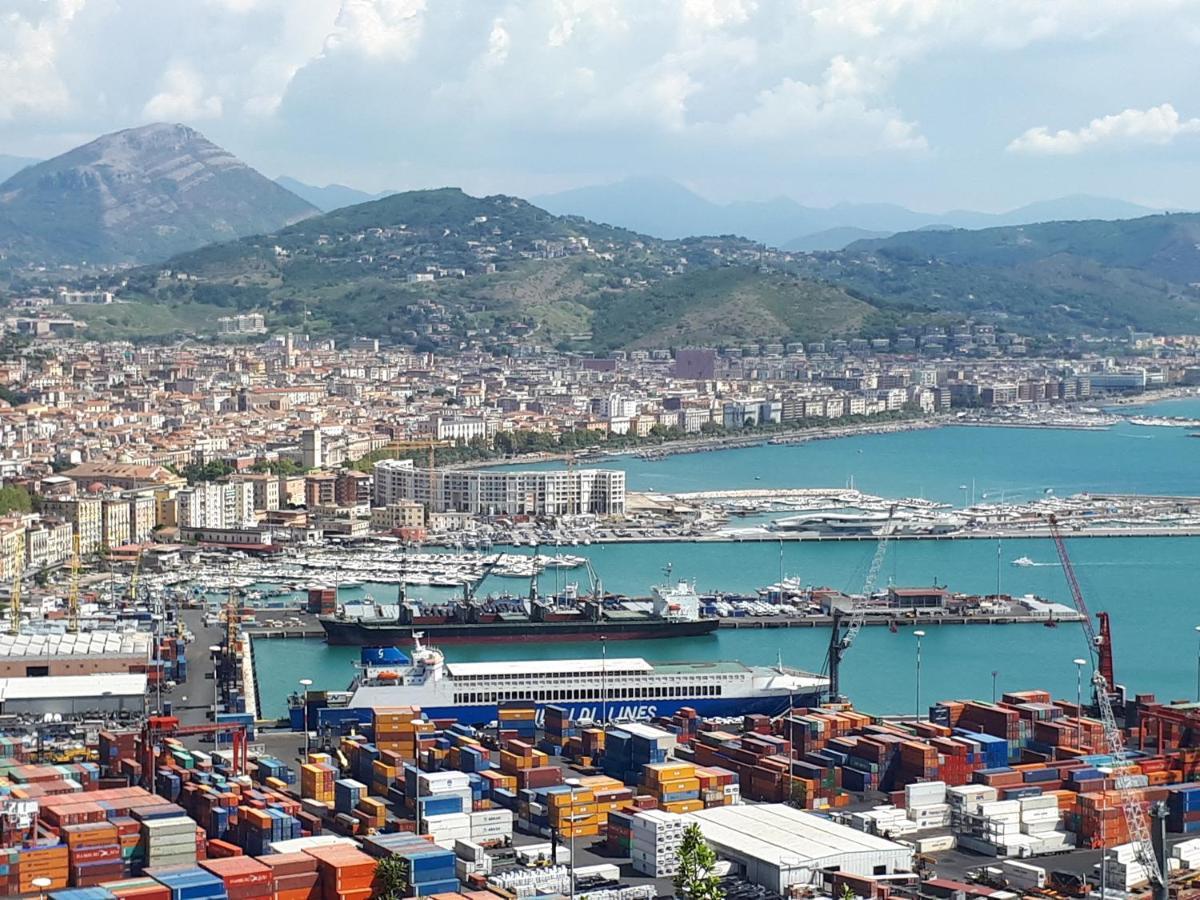 Salerno Centraal Exterior foto
