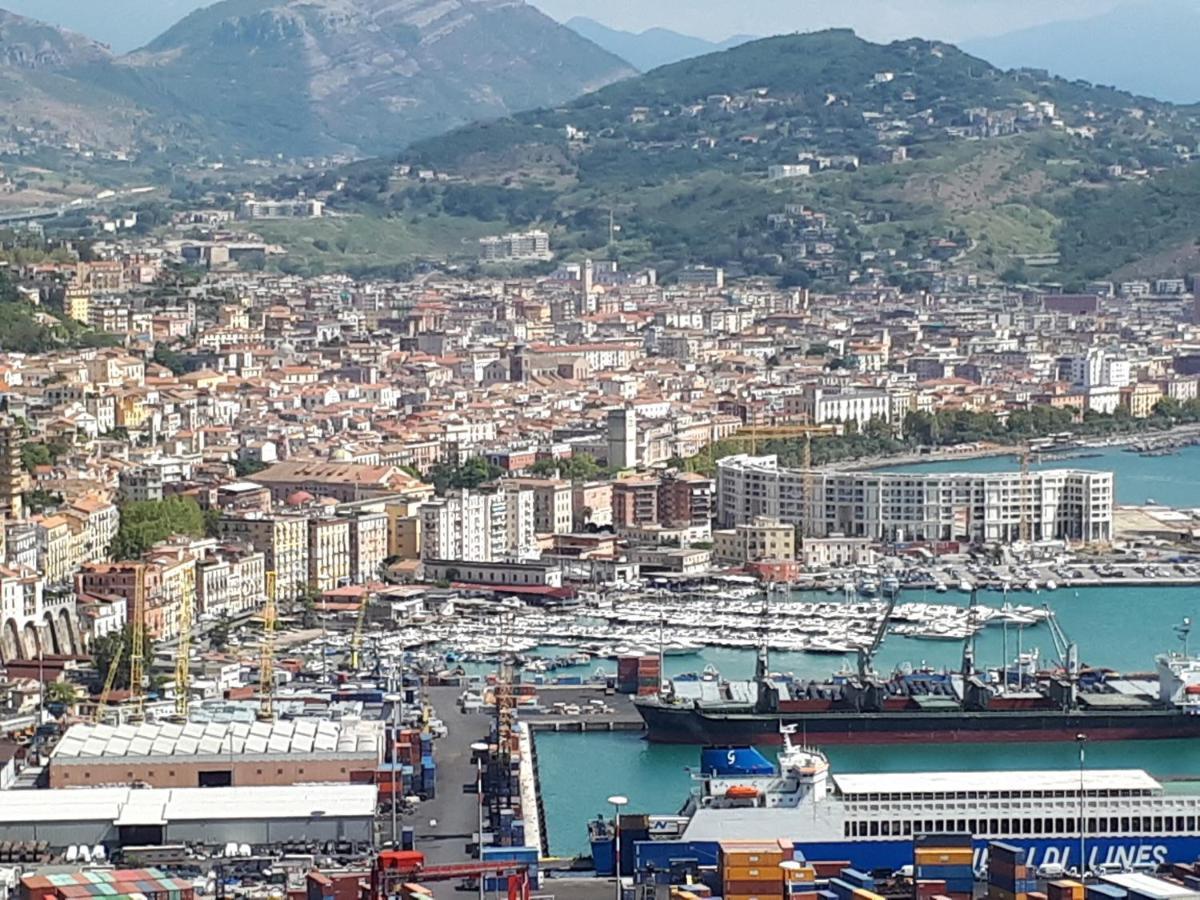 Salerno Centraal Exterior foto