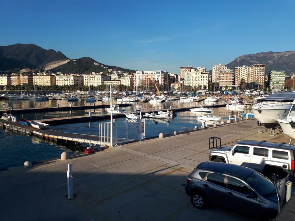 Salerno Centraal Exterior foto