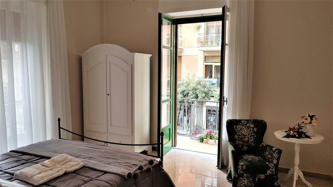 Salerno Centraal Exterior foto